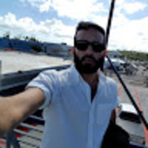 Meet your Posher, Luis